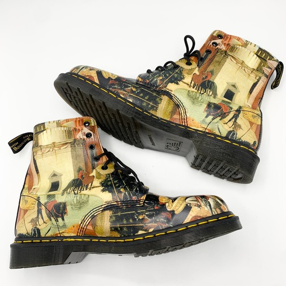 Dr. Martens Men's D'Antonio Pascal Renaissance Leather Boots - Picture 15 of 15